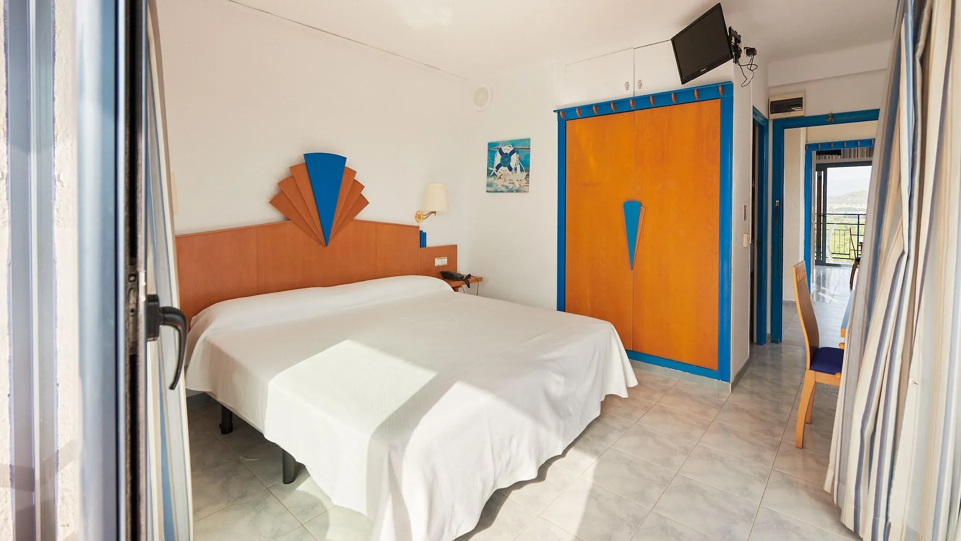 Checkin Blanes Hotel 3*,  Spanje