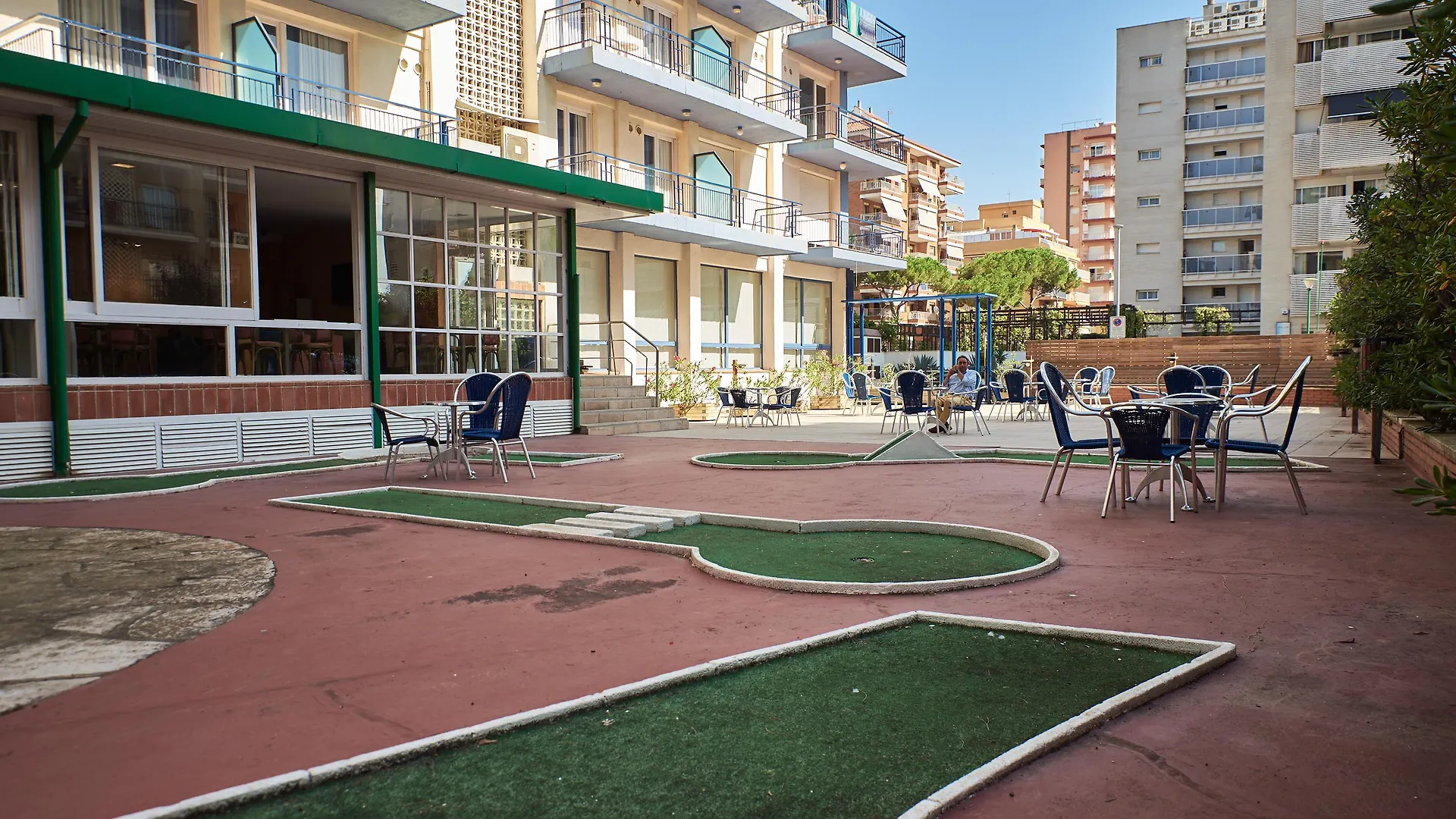 Checkin Blanes Hotel 3*,