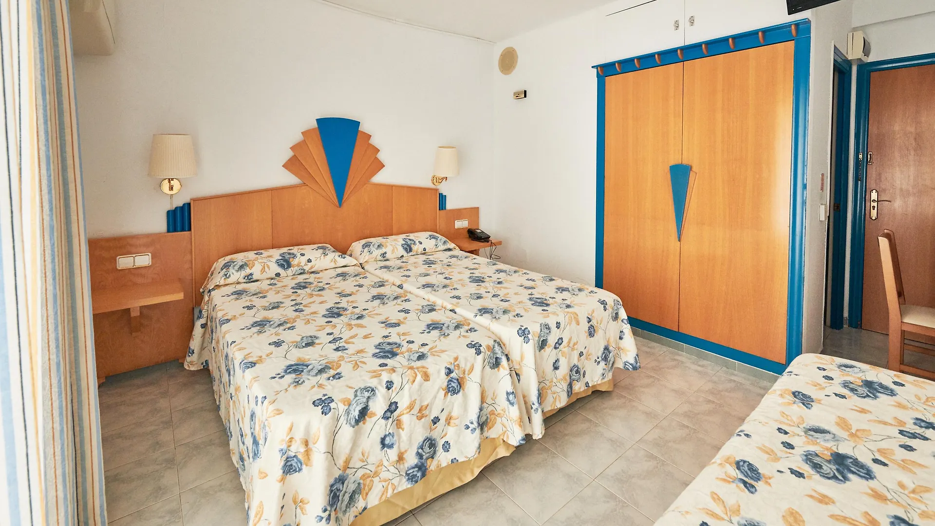 Hotel Checkin Blanes 3*,  Hiszpania