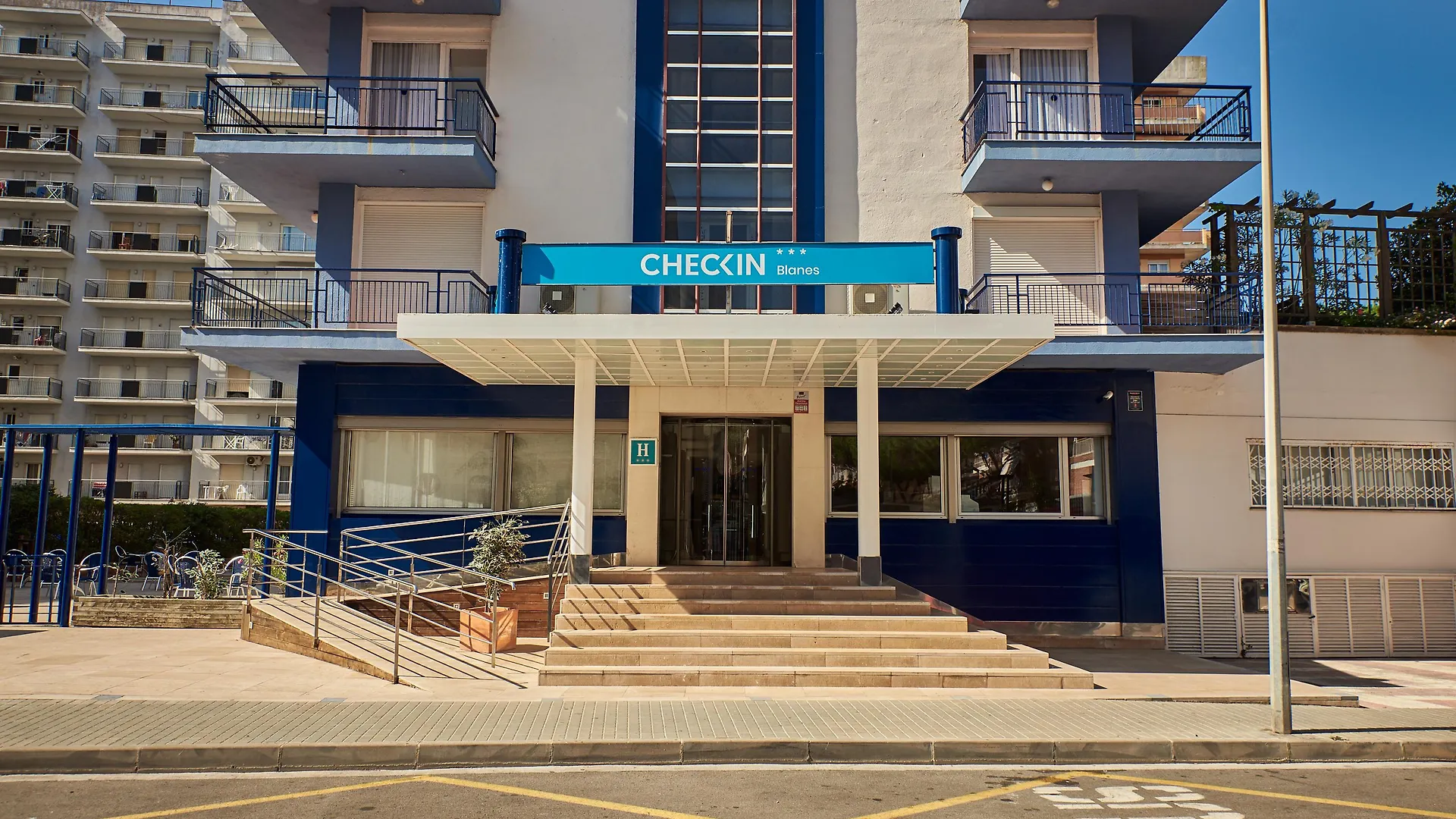 Hotel Checkin Blanes